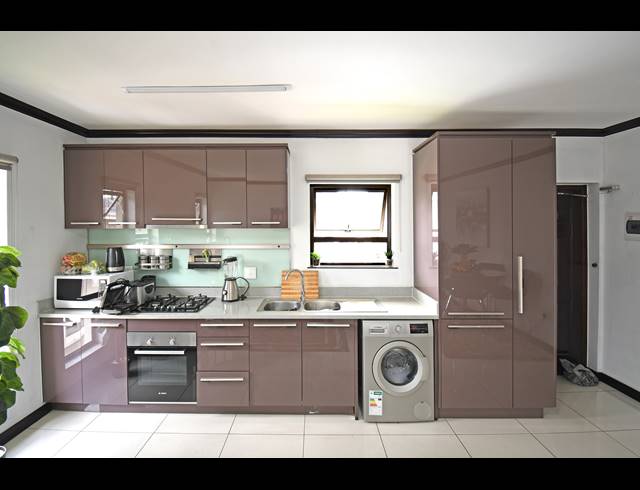 1 BEDROOM APARTMENT FOR SALE IN BROADACRES